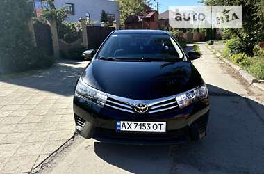 Седан Toyota Corolla 2016 в Харькове