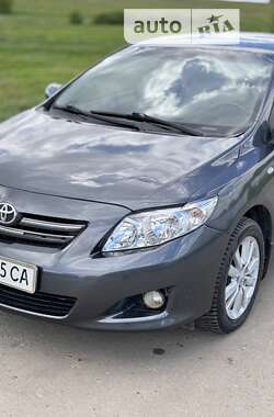 Седан Toyota Corolla 2008 в Тернополе