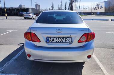 Седан Toyota Corolla 2008 в Києві