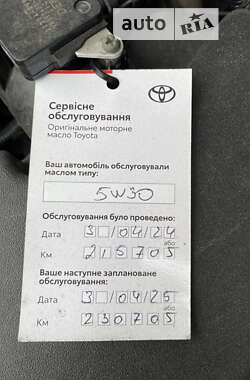 Седан Toyota Corolla 2013 в Киеве