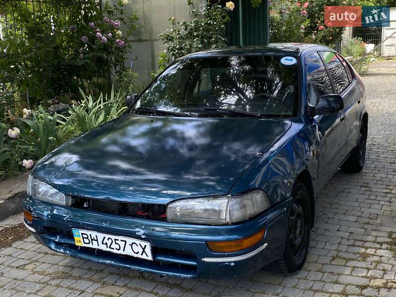 Седан Toyota Corolla 1996 в Одессе