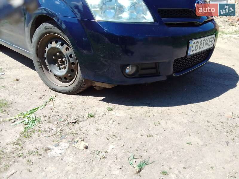 Хэтчбек Toyota Corolla 2005 в Прилуках