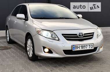 Седан Toyota Corolla 2010 в Одесі