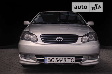Седан Toyota Corolla 2003 в Львове