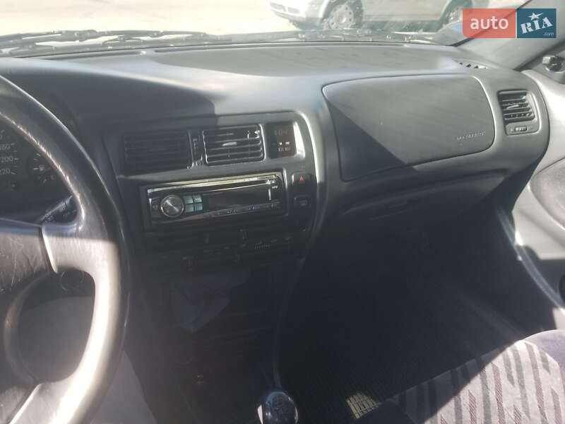 Хэтчбек Toyota Corolla 1996 в Житомире