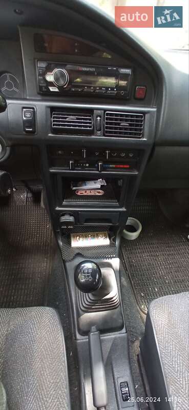 Седан Toyota Corolla 1990 в Дніпрі