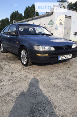 Хетчбек Toyota Corolla 1996 в Вараші