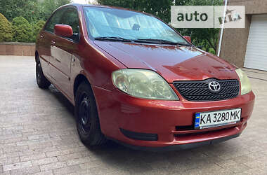 Седан Toyota Corolla 2004 в Киеве