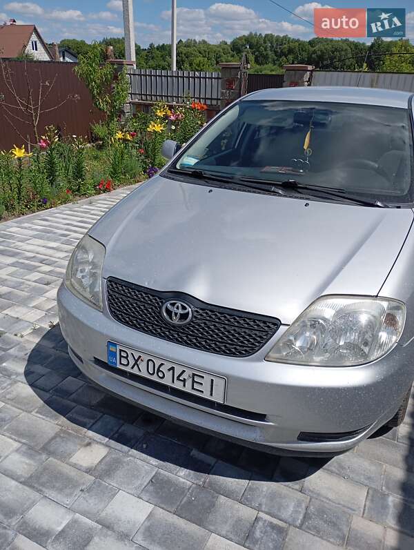 Седан Toyota Corolla 2003 в Славуте фото 4 Седан Toyota Corolla 2003 в Славуте