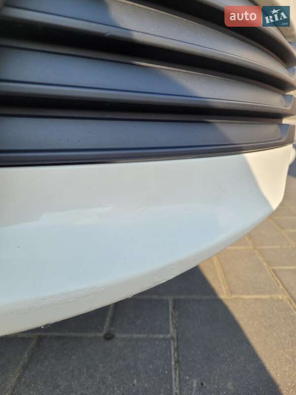 Седан Toyota Corolla 2017 в Коломые