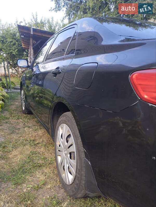 Седан Toyota Corolla 2008 в Остер