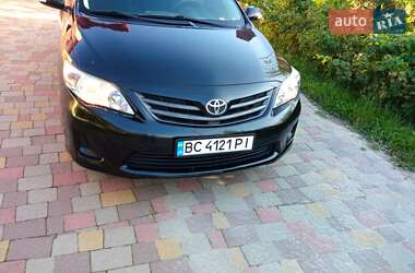 Седан Toyota Corolla 2012 в Львове