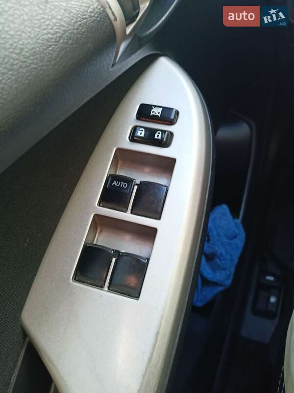 Седан Toyota Corolla 2008 в Виннице