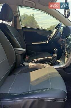 Седан Toyota Corolla 2008 в Виннице