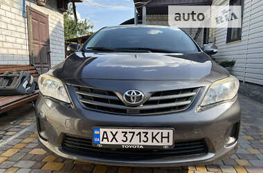 Седан Toyota Corolla 2012 в Харкові