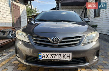 Седан Toyota Corolla 2012 в 