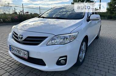 Седан Toyota Corolla 2013 в Одессе