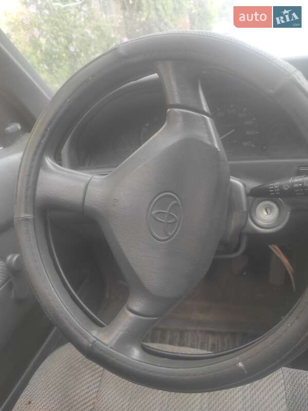 Хетчбек Toyota Corolla 1989 в Миколаївці