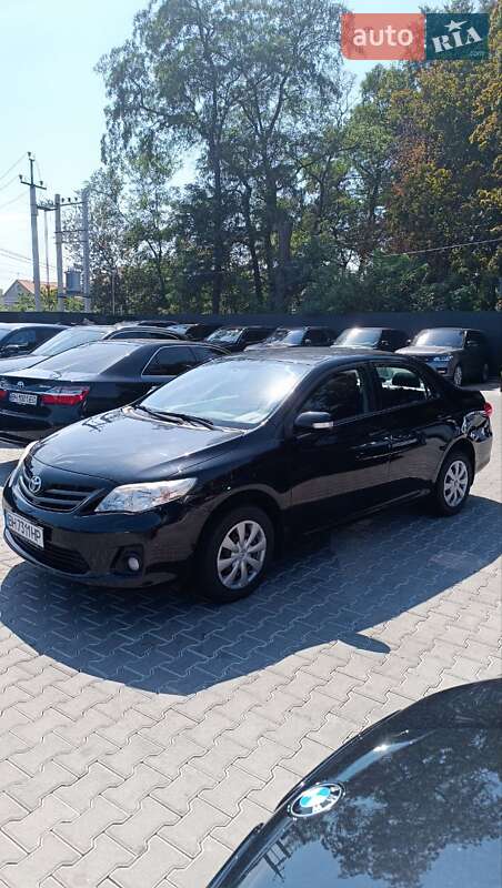 Седан Toyota Corolla 2010 в Одесі