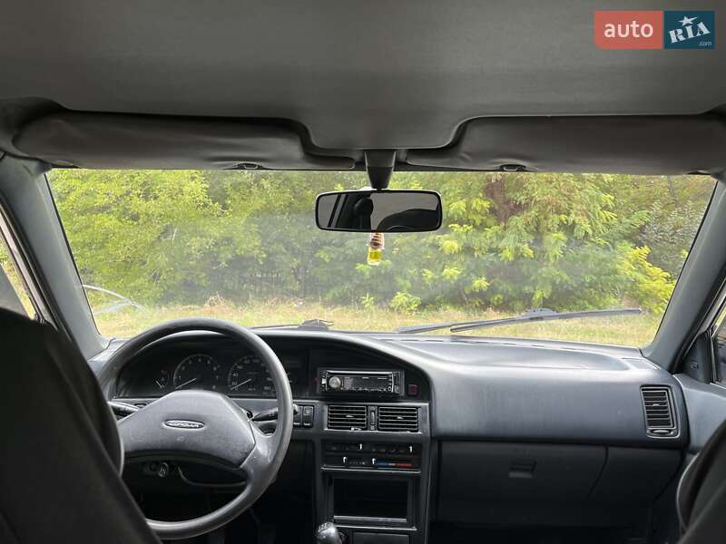 Седан Toyota Corolla 1991 в Одесі