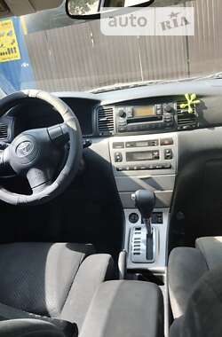 Хэтчбек Toyota Corolla 2005 в Запорожье