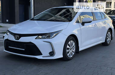 Седан Toyota Corolla 2020 в Львове