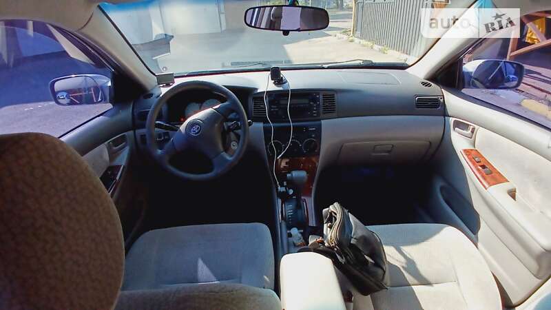 Седан Toyota Corolla 2003 в Києві