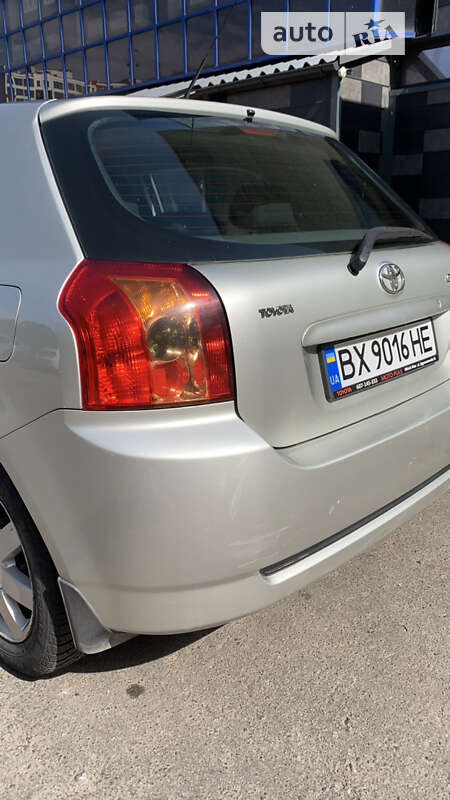 Хетчбек Toyota Corolla 2005 в Хмельницькому фото 10 Хетчбек Toyota Corolla 2005 в Хмельницькому