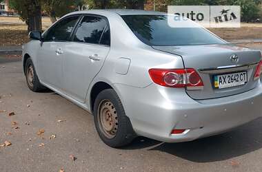 Седан Toyota Corolla 2012 в Харкові