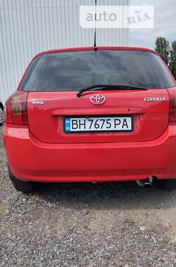 Хетчбек Toyota Corolla 2003 в Черкасах