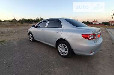 Седан Toyota Corolla 2010 в Николаеве