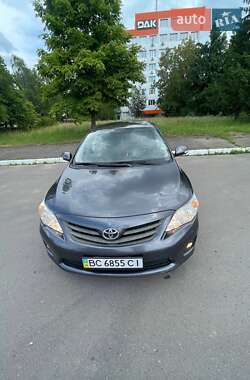 Седан Toyota Corolla 2010 в 