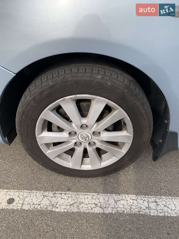 Седан Toyota Corolla 2008 в Киеве