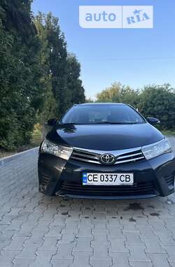 Седан Toyota Corolla 2013 в Черновцах