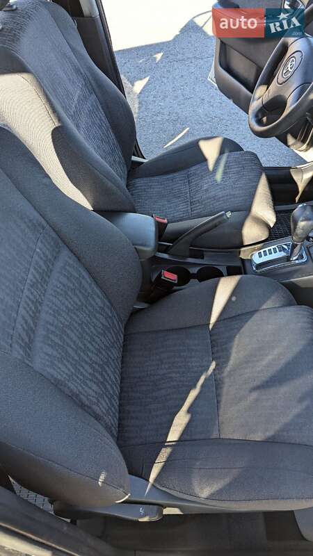 Седан Toyota Corolla 2003 в Львове