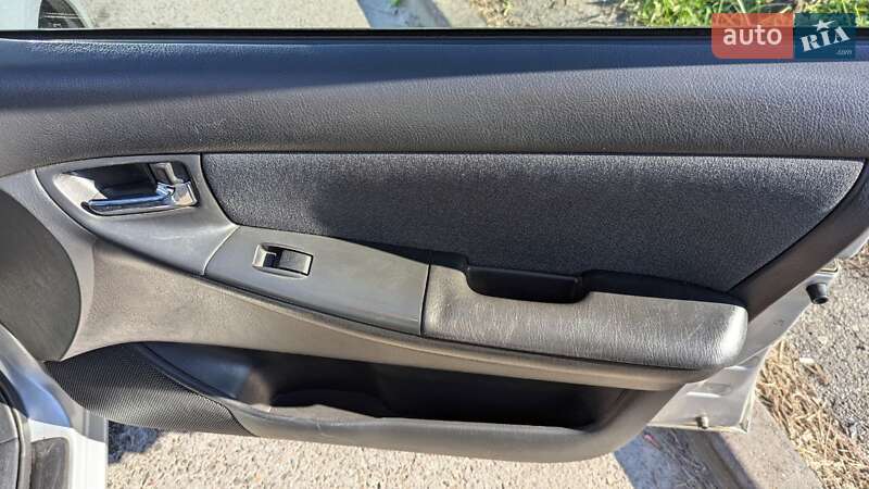 Седан Toyota Corolla 2003 в Львове