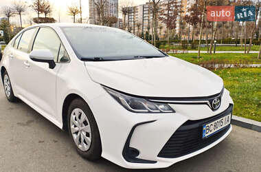 Седан Toyota Corolla 2019 в Днепре