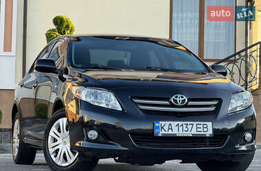 Седан Toyota Corolla 2008 в Дрогобыче