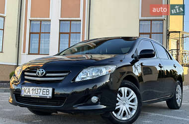 Седан Toyota Corolla 2008 в Дрогобыче