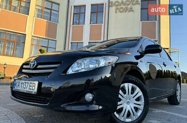 Седан Toyota Corolla 2008 в Дрогобыче