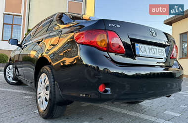 Седан Toyota Corolla 2008 в Дрогобыче