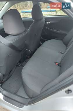Седан Toyota Corolla 2012 в 