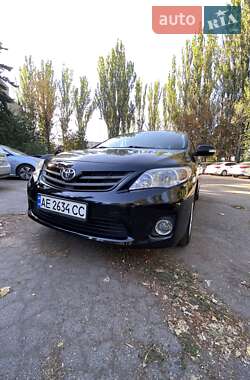 Седан Toyota Corolla 2010 в Кривому Розі