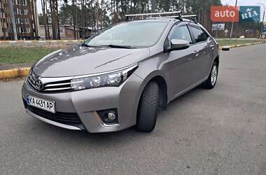 Седан Toyota Corolla 2014 в Ирпене