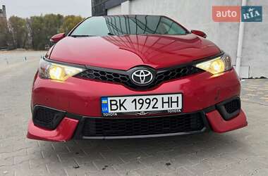 Хэтчбек Toyota Corolla 2017 в Ровно