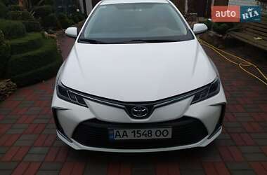 Седан Toyota Corolla 2019 в 