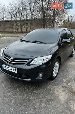 Седан Toyota Corolla 2013 в Кропивницькому