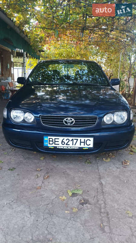 Toyota Corolla 2000