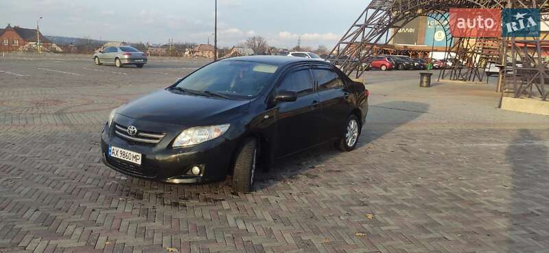 Седан Toyota Corolla 2008 в Харькове