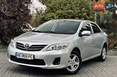 Седан Toyota Corolla 2012 в Тернополе